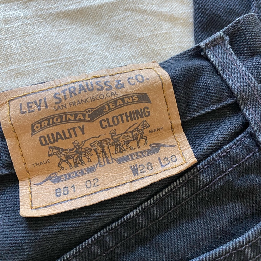 LEVIS VINTAGE - Picture 4 of 4